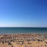 Dinky 239 Апартаменты *